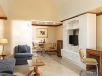 Hotel thumbnail 9