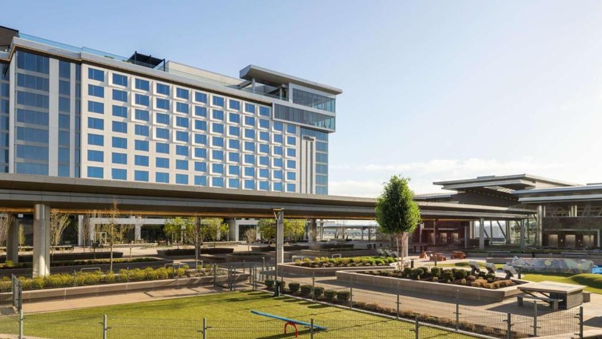 Hilton BNA Nashville Airport Terminal in in Nashville, United States