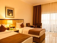 Hotel thumbnail 10
