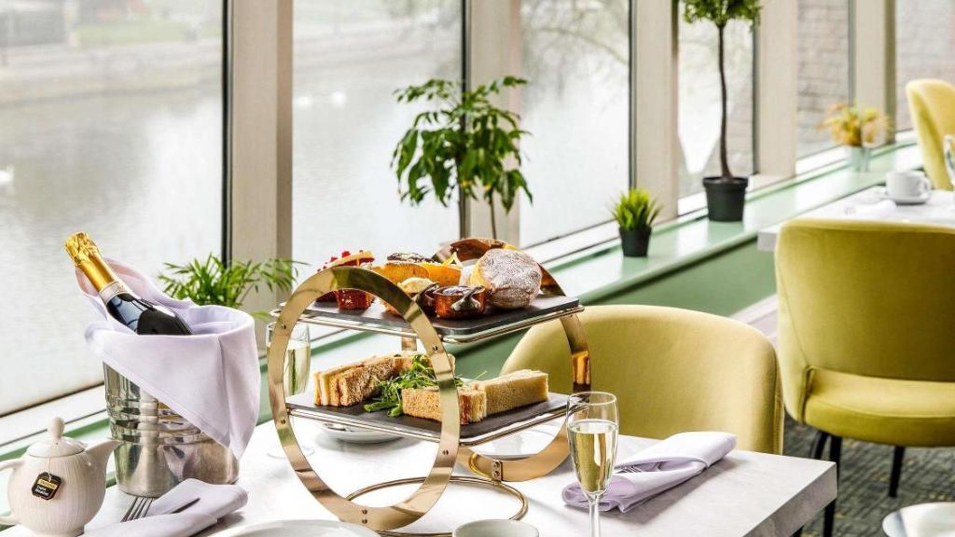 Mercure Bedford Centre Hotel in in Bedford, United Kingdom