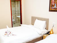 Miniatura do hotel 18