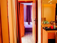 Miniatura do hotel 11