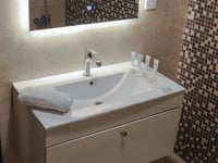 Hotel thumbnail 10