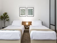 Hotel thumbnail 12