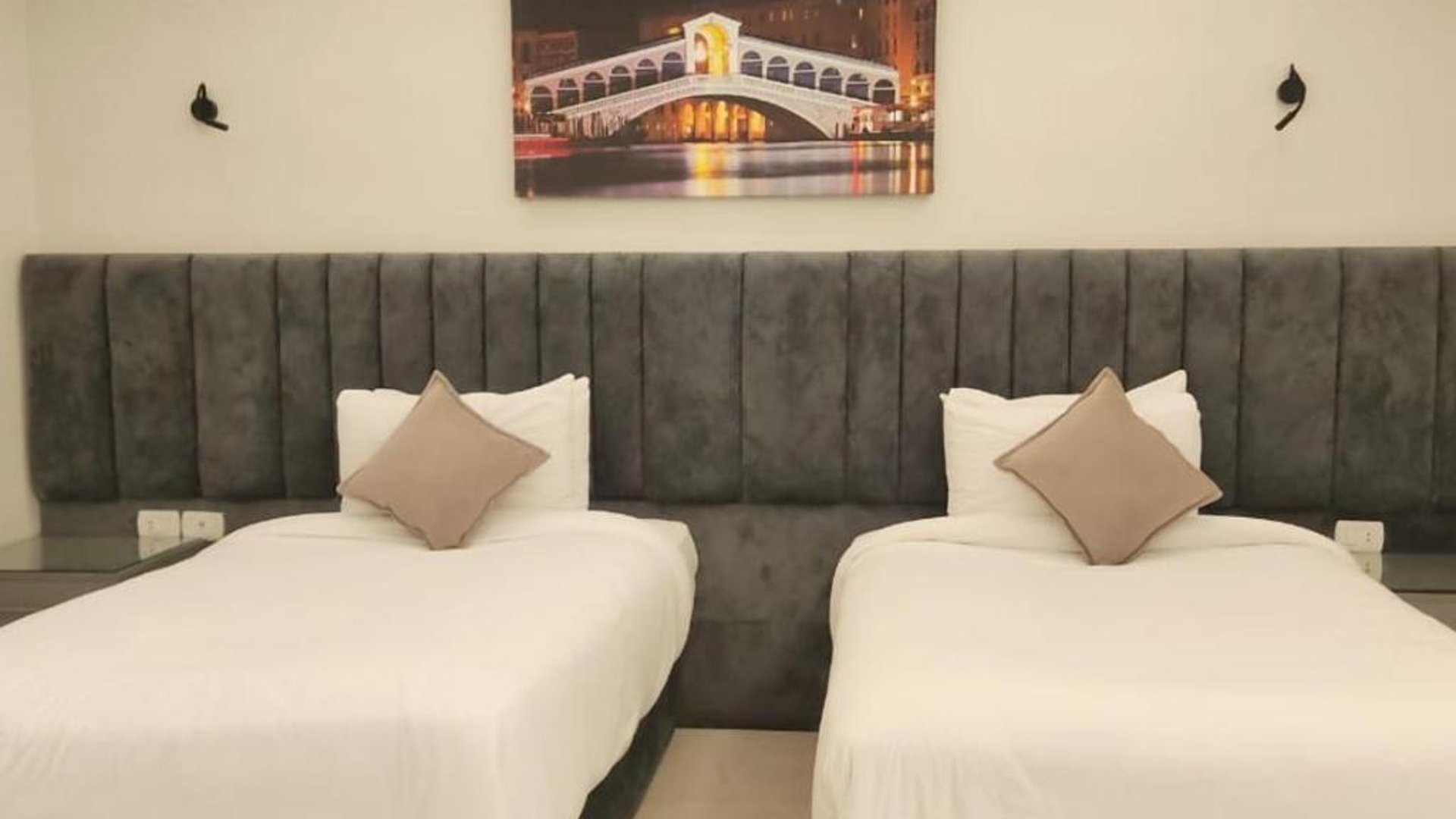 Grand Plaza Sheikh Zayed in in Kafr Abū ʼumaydah, Egypt