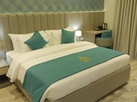 Hotel thumbnail 11