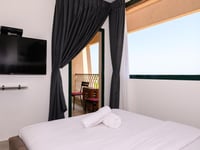 Hotel thumbnail 2