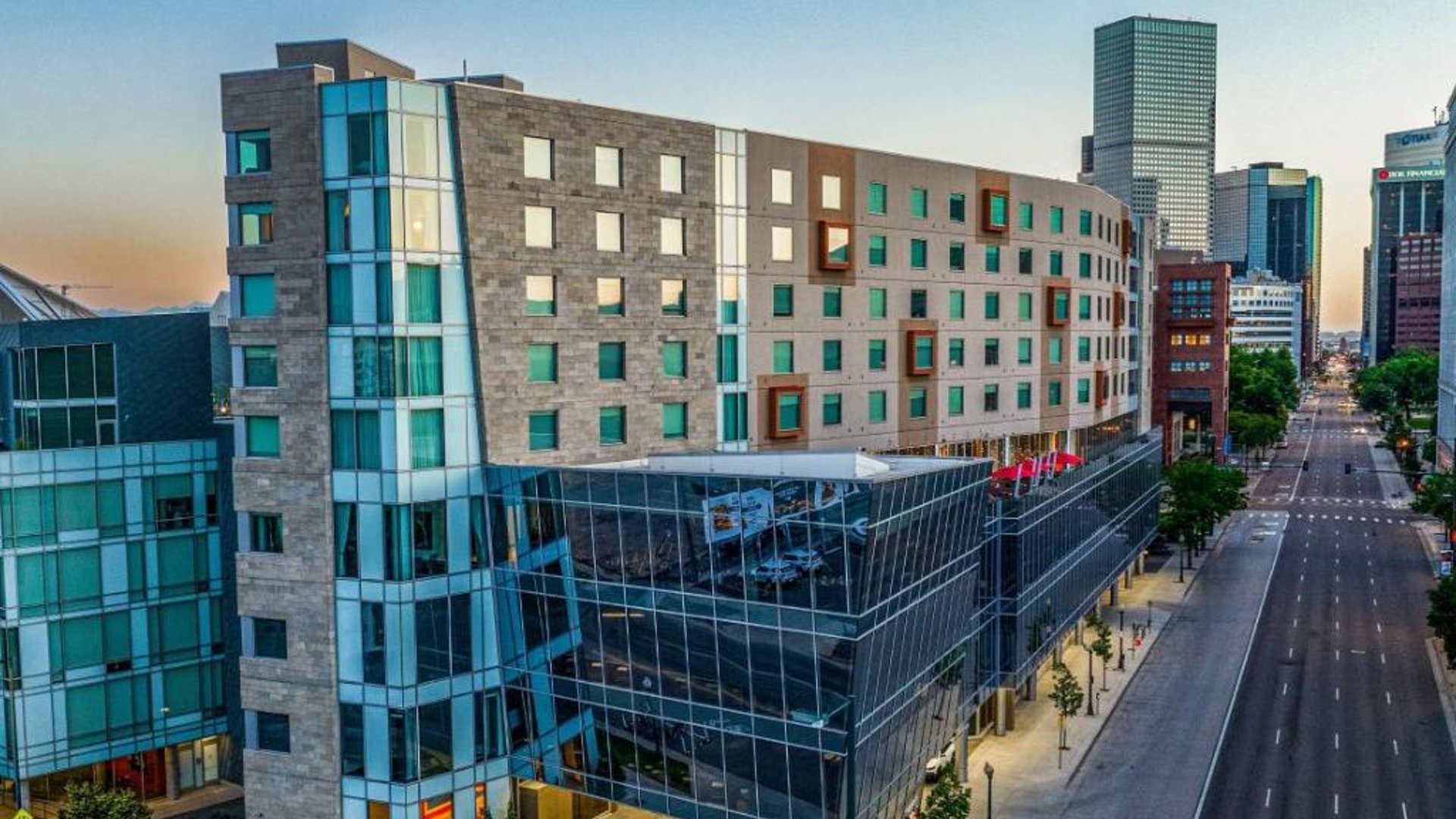 The Art Hotel Denver, Curio Collection by Hilton in Denver (Colorado), Stati Uniti