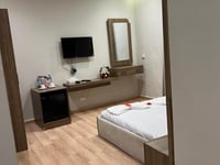 Hotel thumbnail 2