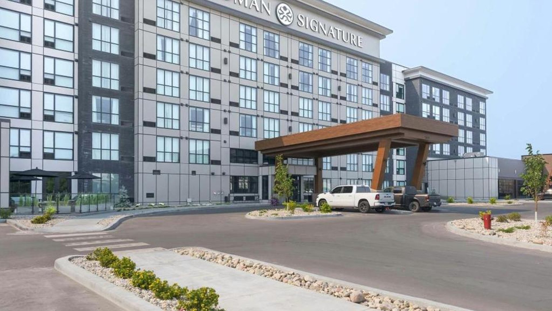 Sandman Signature Winnipeg Airport Hotel & Suites in in Winnipeg, Canada