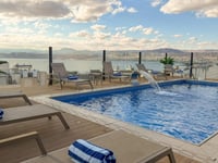 Hotel thumbnail 2
