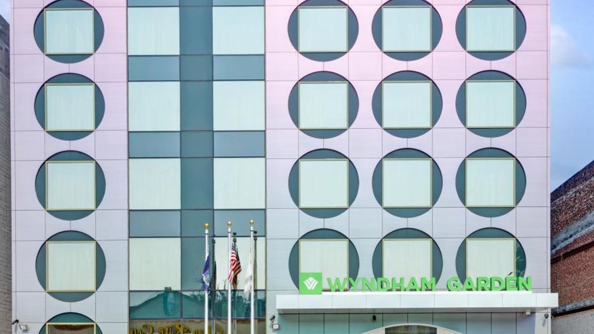 Wyndham Garden Brooklyn Sunset Park in in Brooklyn, United States