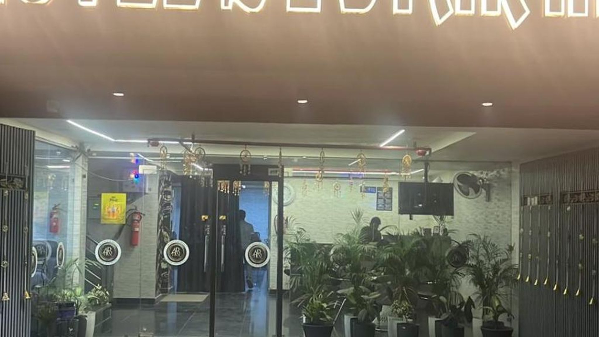 Hotel 24 STAR INN in in Jāmb, India