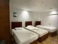 Hotel thumbnail 12
