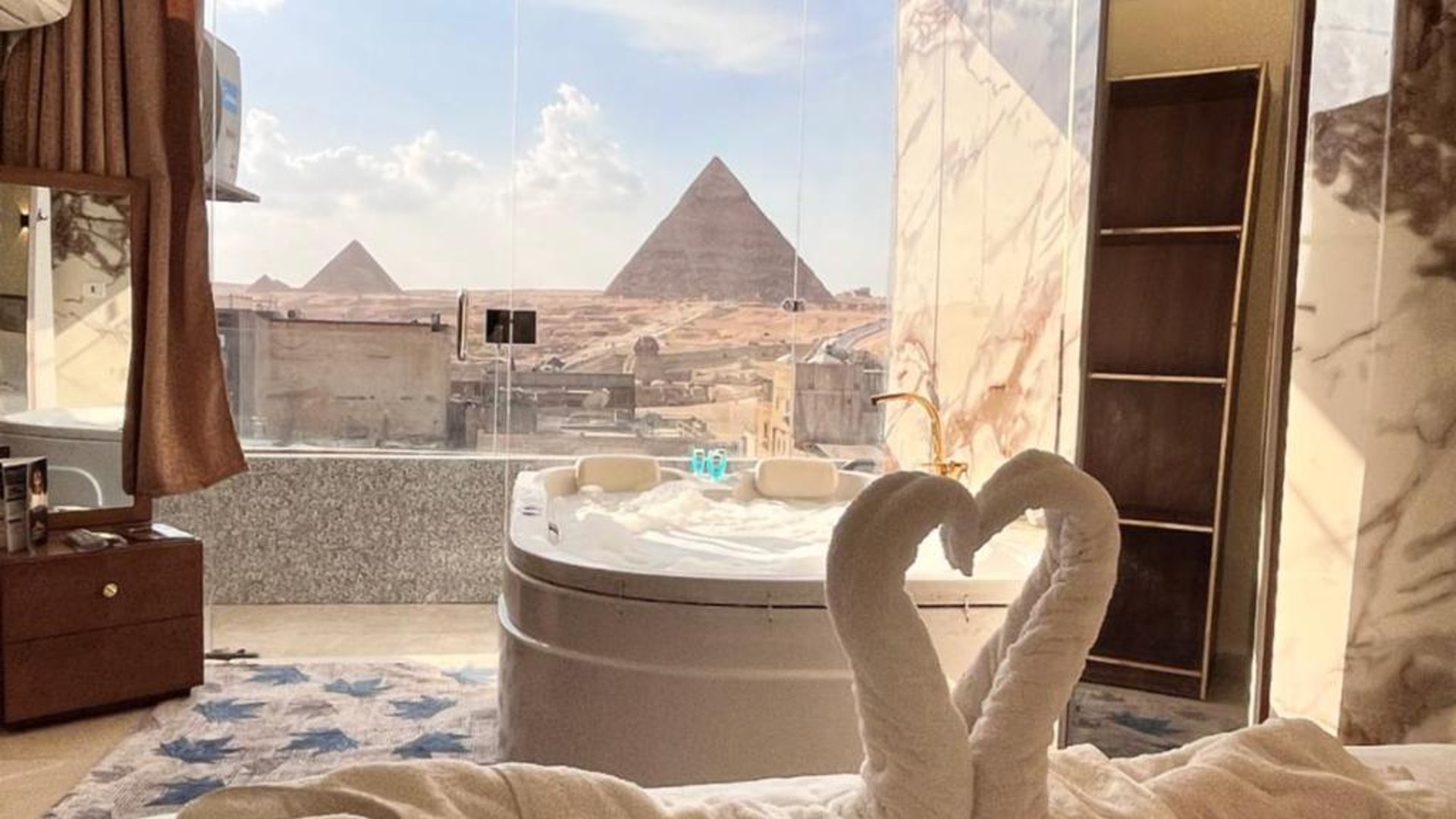 Sphinx Middle East stay & tours in in Cairo, Egypt