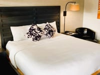 Hotel thumbnail 2
