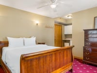Hotel thumbnail 6
