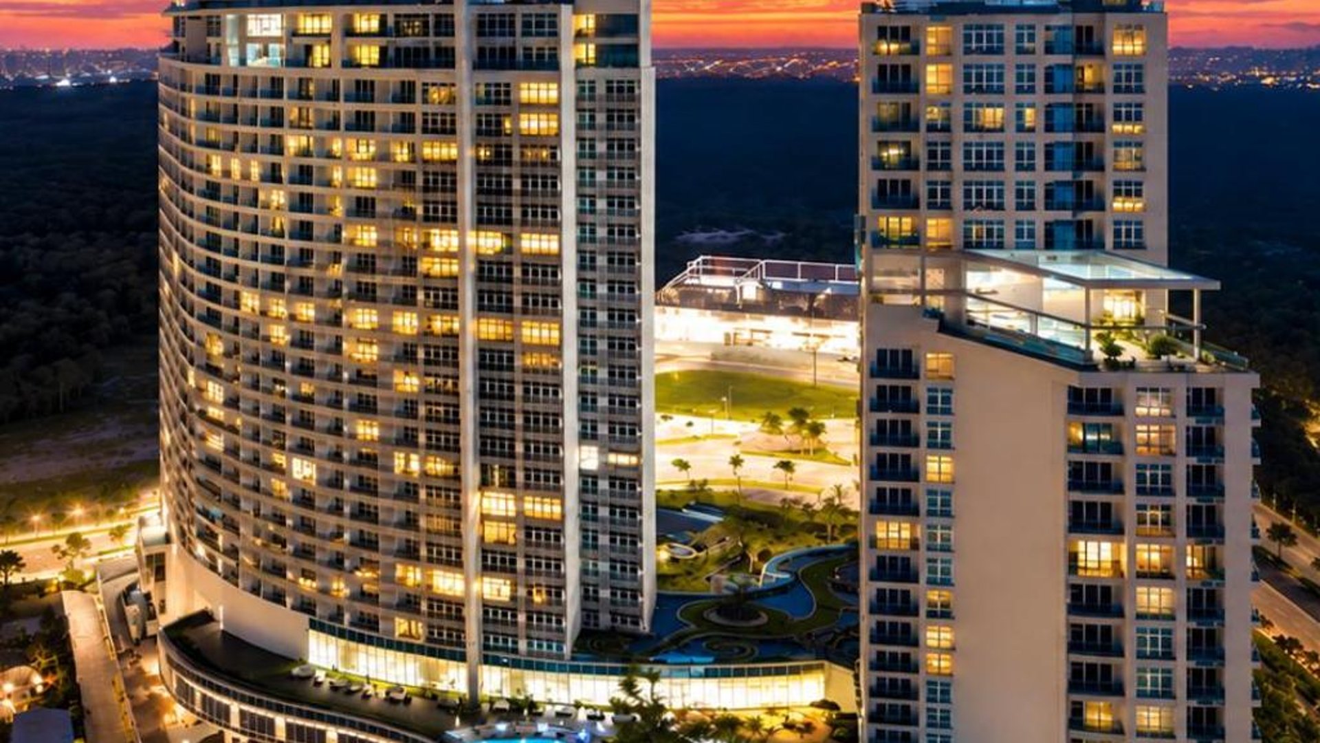 UHF HOTELS and RESORTS PINETREE in in Iskandar Puteri, Malaysia