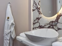 Hotel thumbnail 10