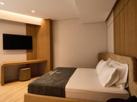 Hotel thumbnail 2
