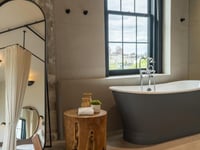 Hotel thumbnail 10