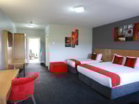 Miniatura do hotel 13