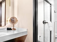 Hotel thumbnail 10