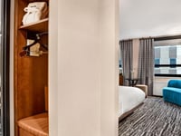 Hotel thumbnail 6