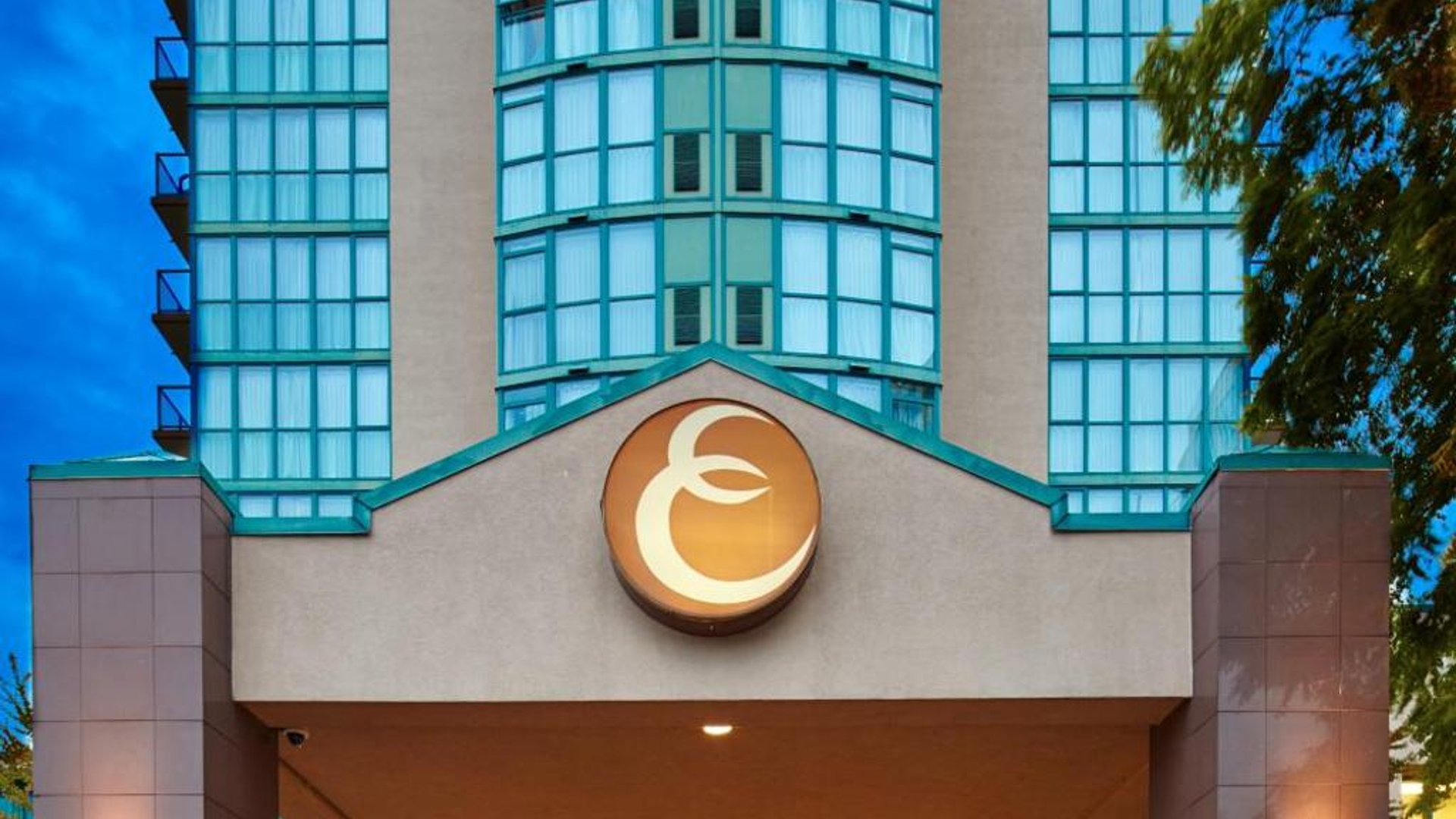 Executive Plaza Hotel & Conference Centre, Metro Vancouver in in Coquitlam, Canada