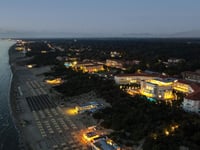 Hotel thumbnail 2