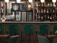 معاينة الفندق 7