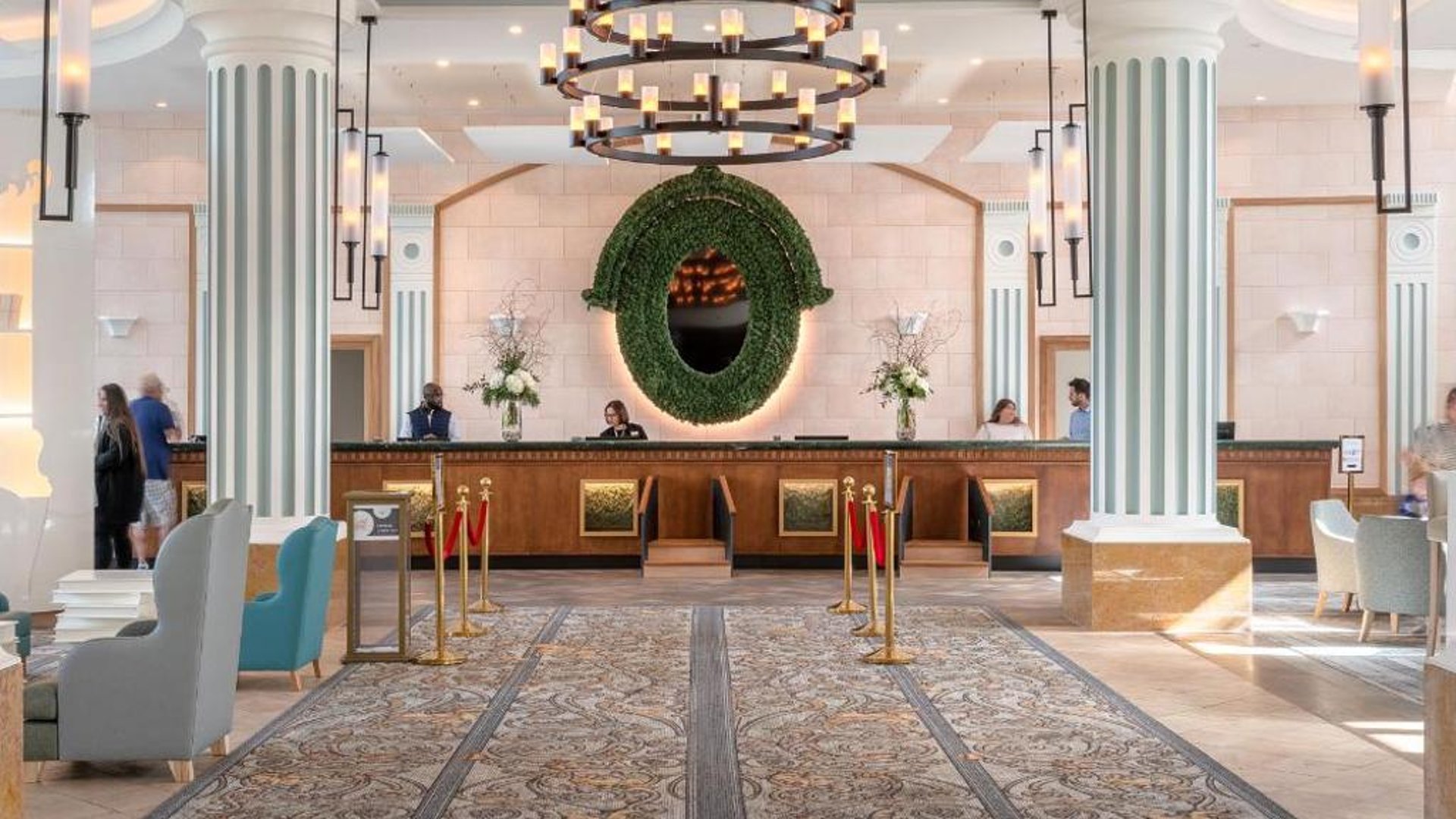 Dream Castle Hotel Marne La Vallee in in Magny-le-Hongre, France