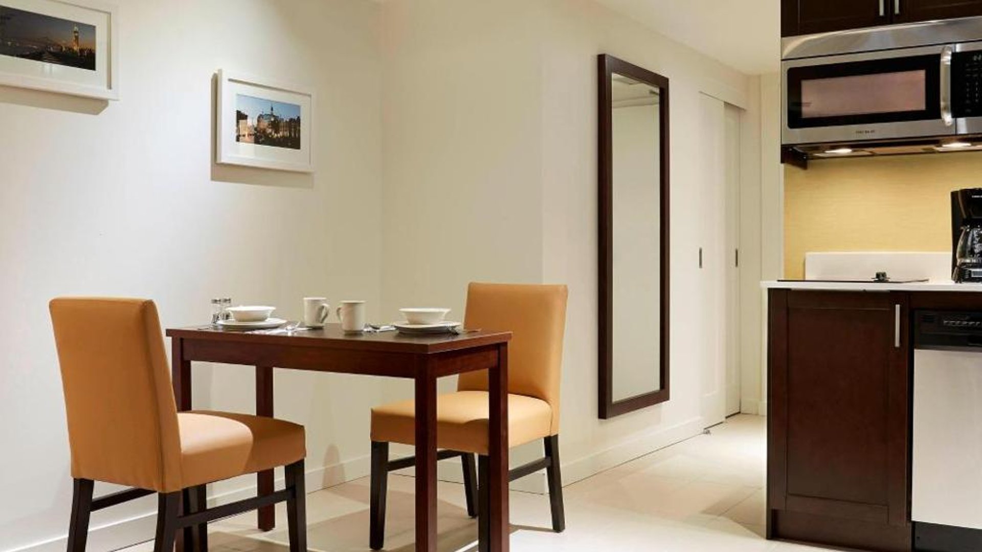 Residence Inn by Marriott Montréal Downtown in in Montreal, Canada