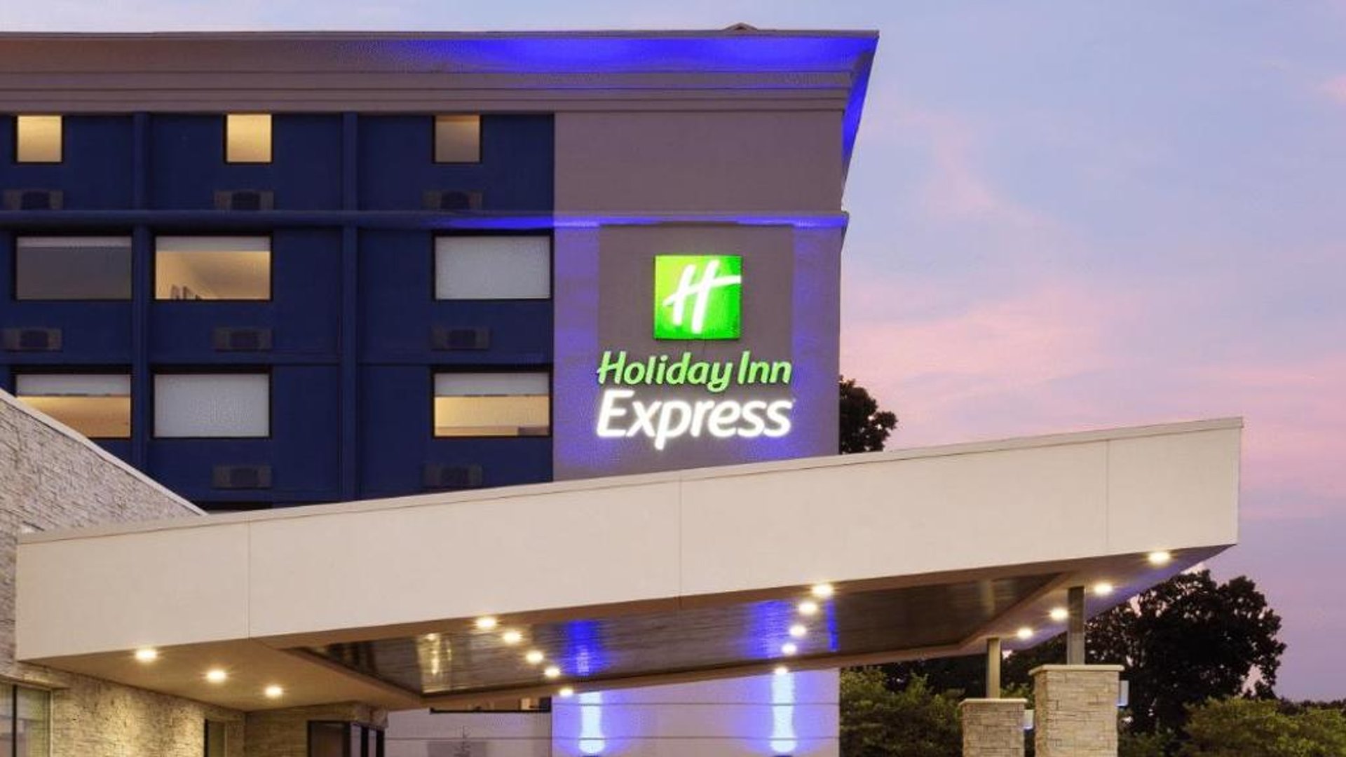 Holiday Inn Express Atlanta Airport - North by IHG in in Atlanta, United States