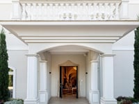 Hotel thumbnail 1