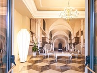 Hotel thumbnail 10