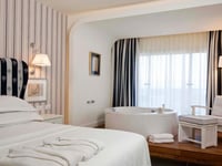 Hotel thumbnail 10