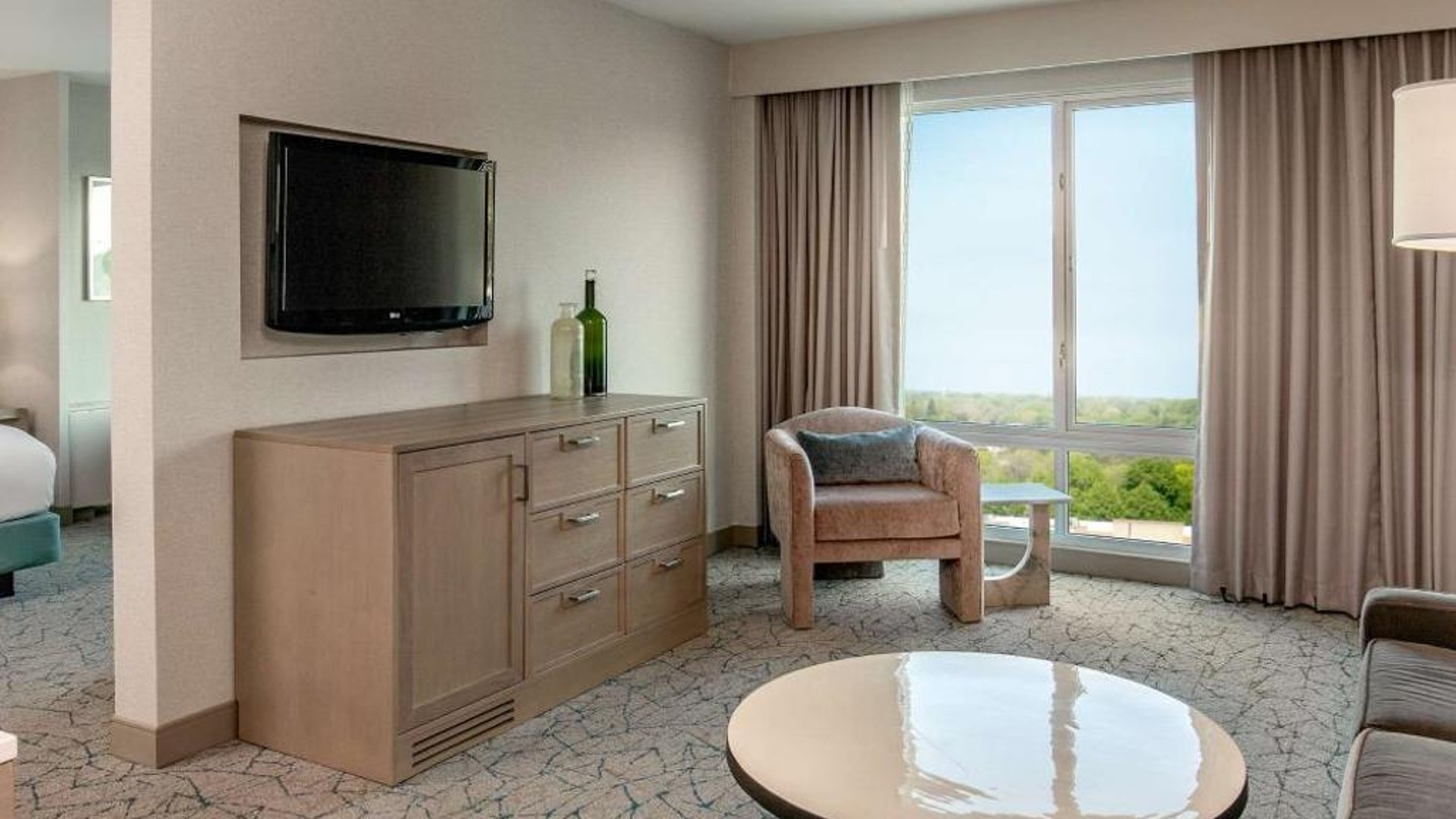 DoubleTree by Hilton Hotel and Conference Center Chicago North Shore in in Skokie, United States