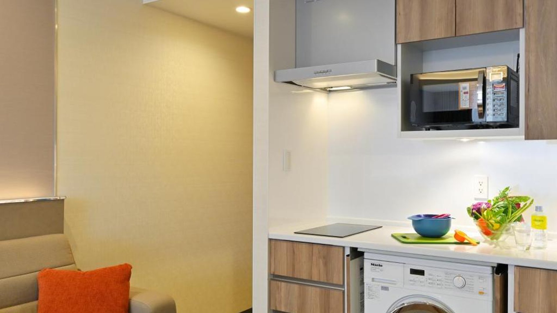 Holiday Inn & Suites Shin Osaka by IHG in โอซากะ, ญี่ปุ่น