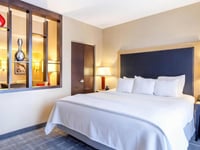 Hotel-miniature 8