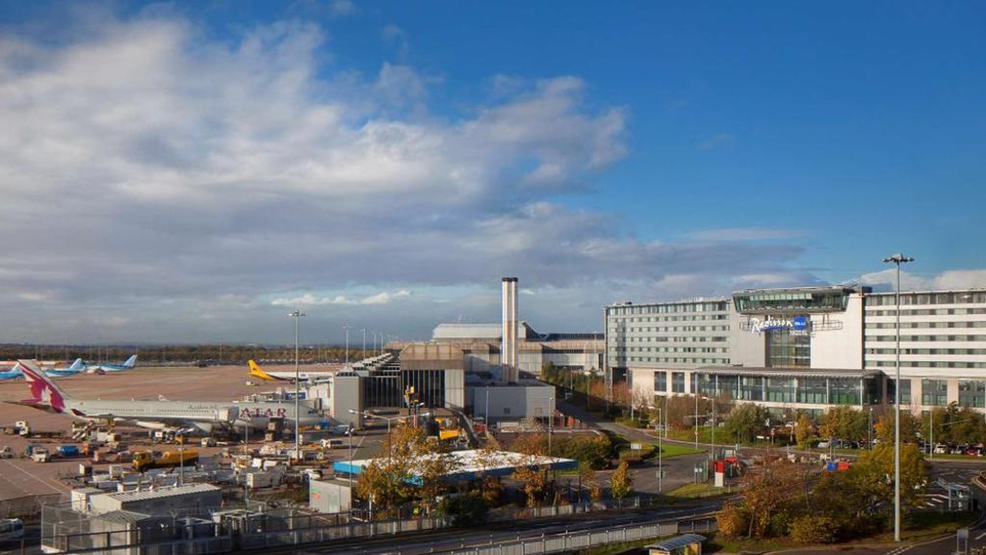 Radisson Blu Manchester Airport in in Hale, United Kingdom