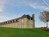 ホテルサムネイル1