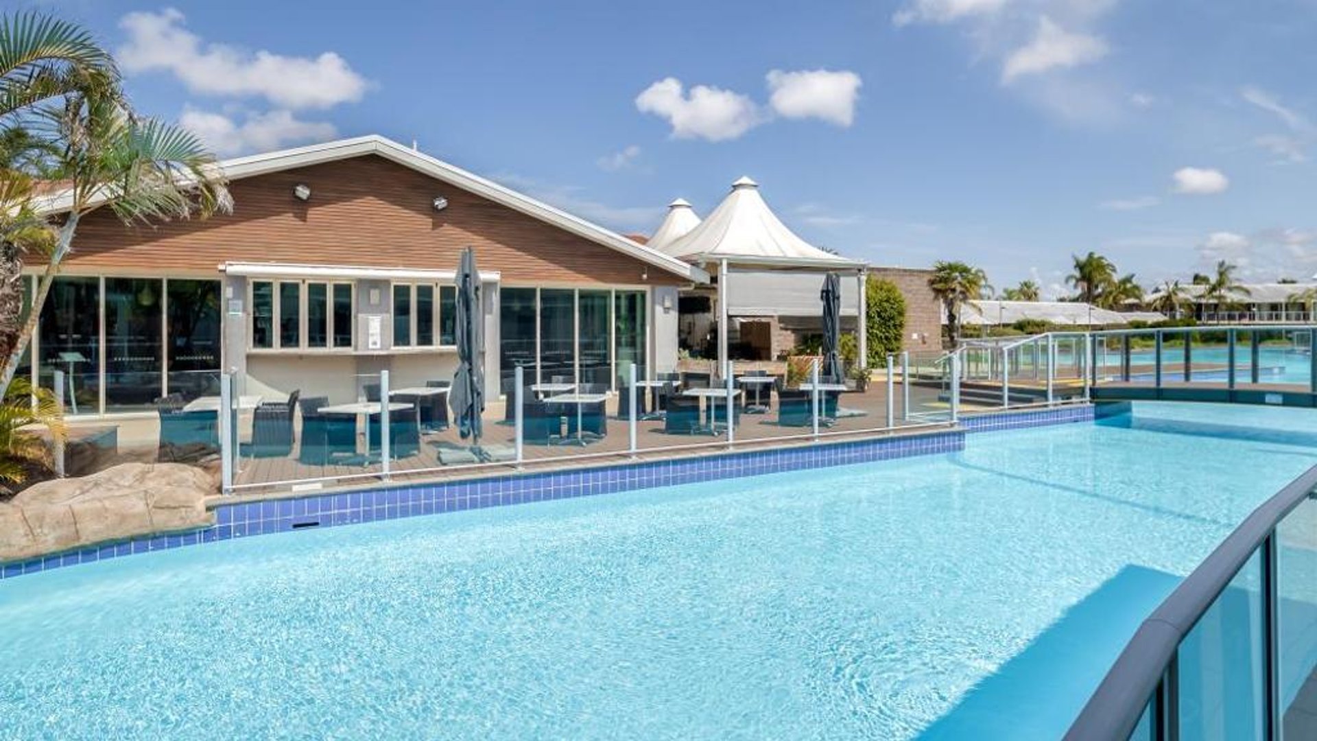 Oaks Port Stephens Pacific Blue Resort in in Salamander Bay, Australia