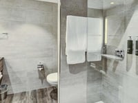 Hotel thumbnail 11