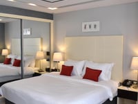 Hotel thumbnail 3