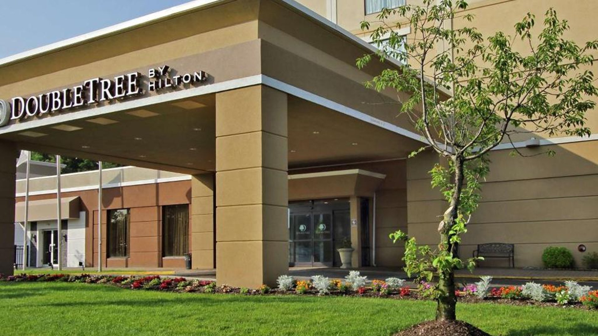 DoubleTree by Hilton Mahwah in in Mahwah, United States