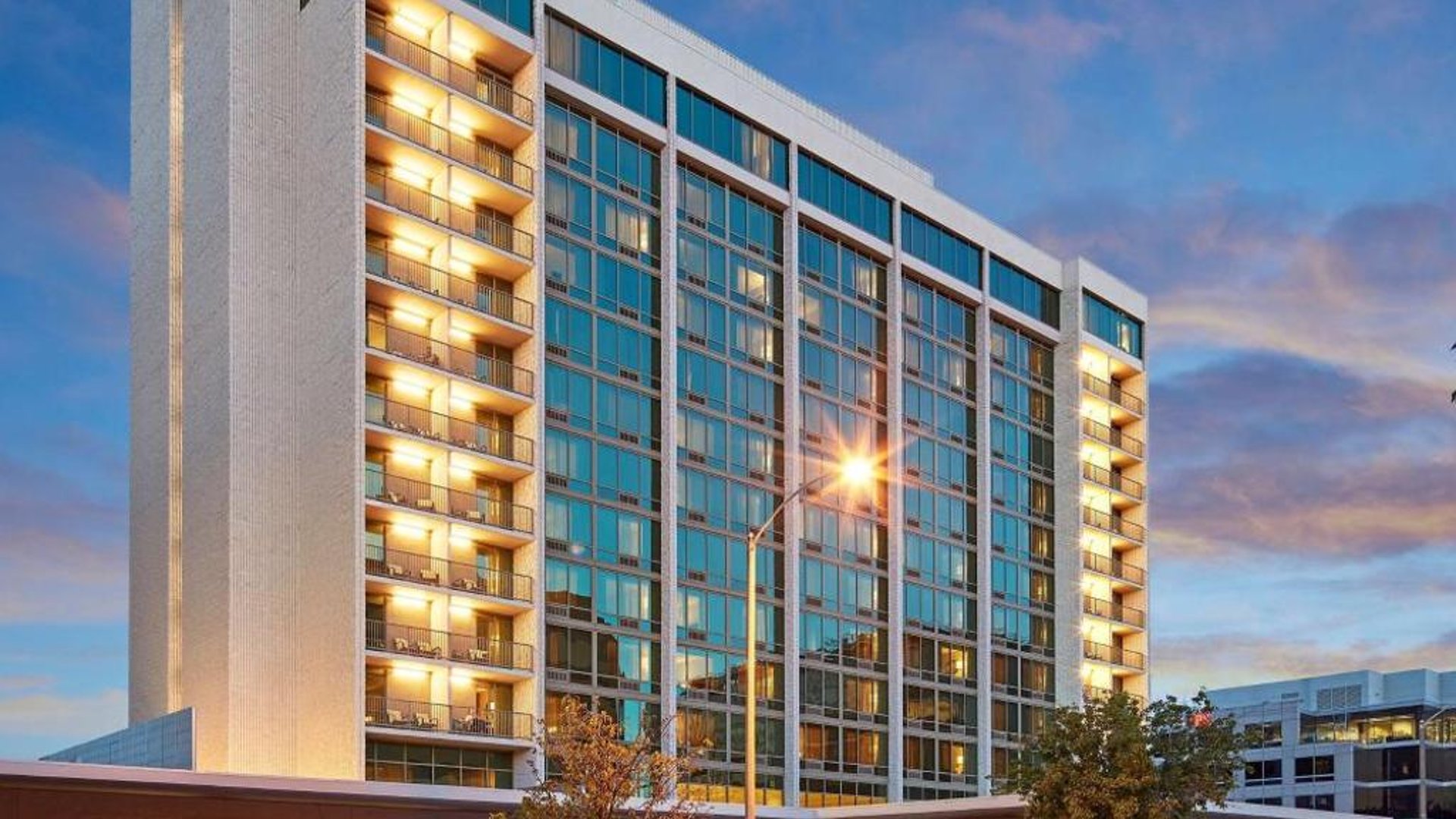 Hilton Pasadena in in Pasadena, United States
