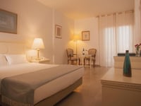 Hotel thumbnail 2