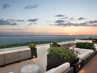 Hotel thumbnail 2