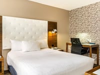 Hotel thumbnail 9